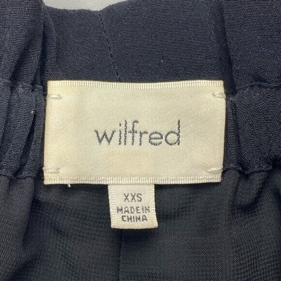 WILFRED Aritzia Montrouge Crepe Paperbag Short Sz XXS Black - Picture 3 of 4
